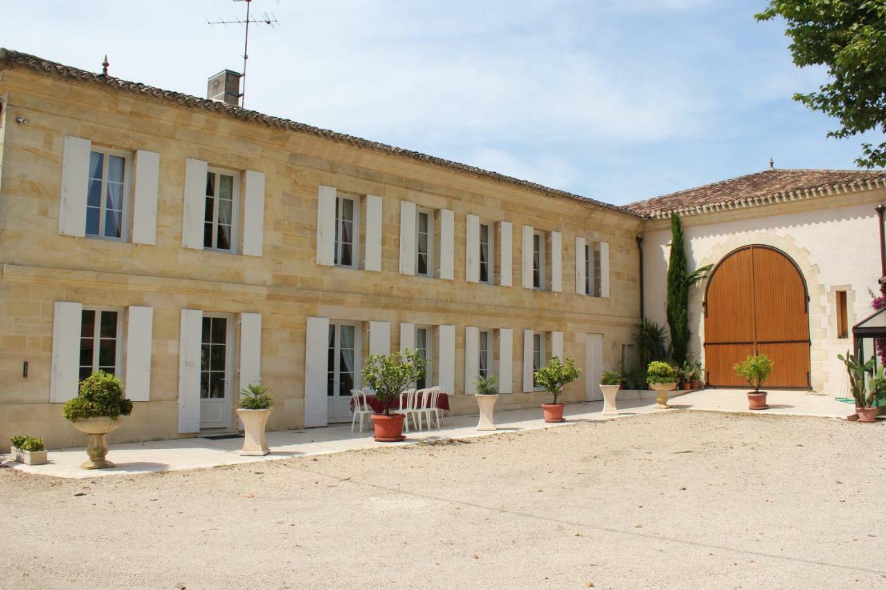 La Demeure De Bayard Villa Монтан Екстериор снимка